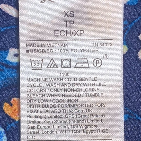 Gap Blue Flower Patterned Long Sleeve Blouse/Shirt NWOT - Picture 9 of 10